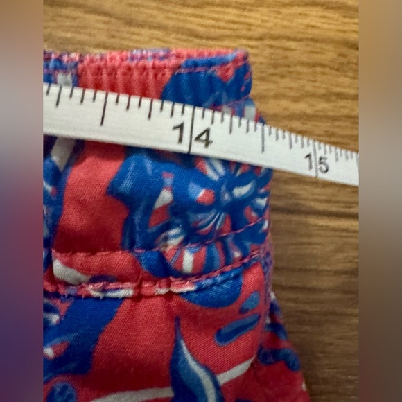 Vineyard Vines Men's Sailor Red Seahorses Printed Chappy 7" Swim Trunks XL - Picture 4 of 6